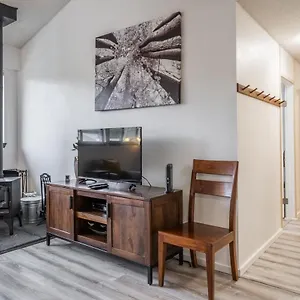Apartment Summit #256 - Floor Summit 1 Bedrm 1 Bathrm Just Steps Too Little Eagle Sleeps 4, Mammoth Lakes